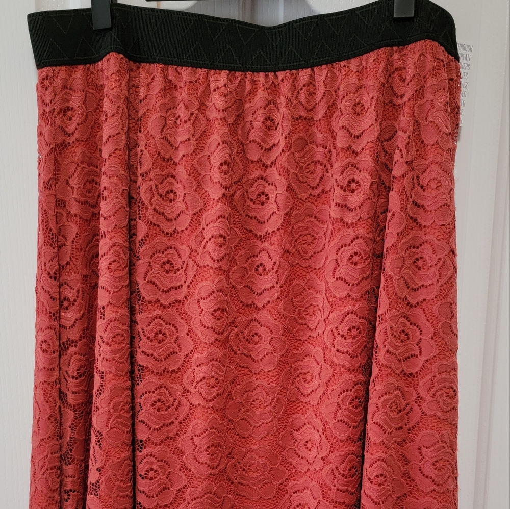 LuLaRoe Lola Skirt 2XL - burnt orange